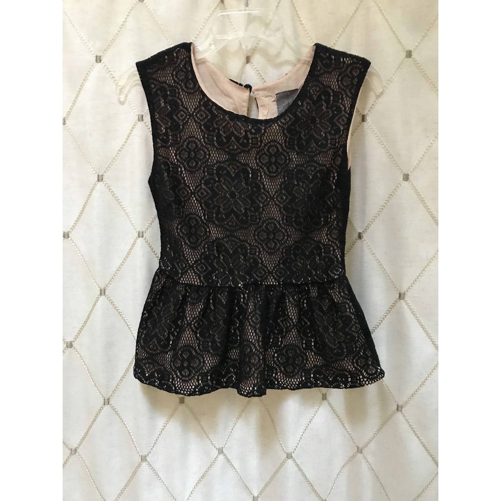 NWT Black Lace Ruffle Sleeveless Blouse Size S